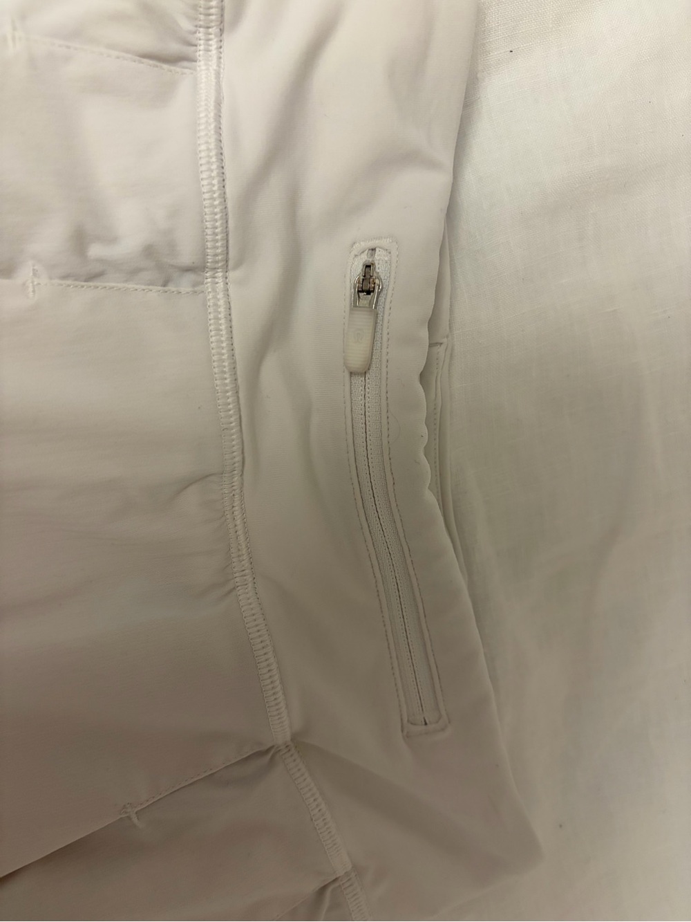 Lululemon - Pace Rival Mid-Rise Skirt - White - Size 0 !! ๐พ - Picture 4 of 4